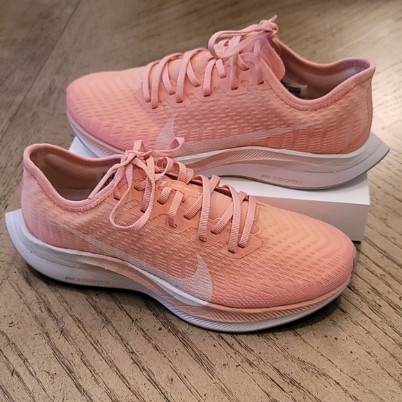 Nike Shoes - Nike running womens Pegasus size 7 nike zoom